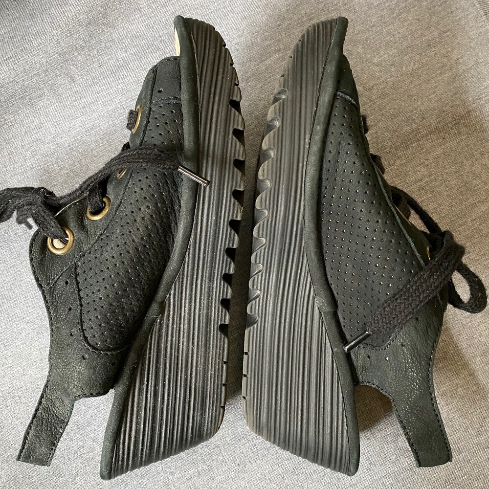 Fly London Yudu Black Lace-up Wedge Sandals 8.5